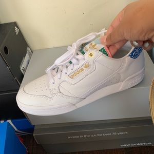 Brand new Never worn , don’t fit